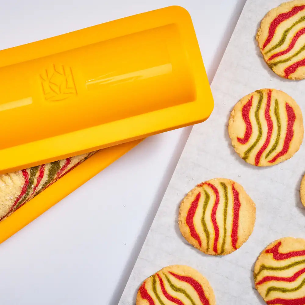 Large Slice and Bake Dough Keeper