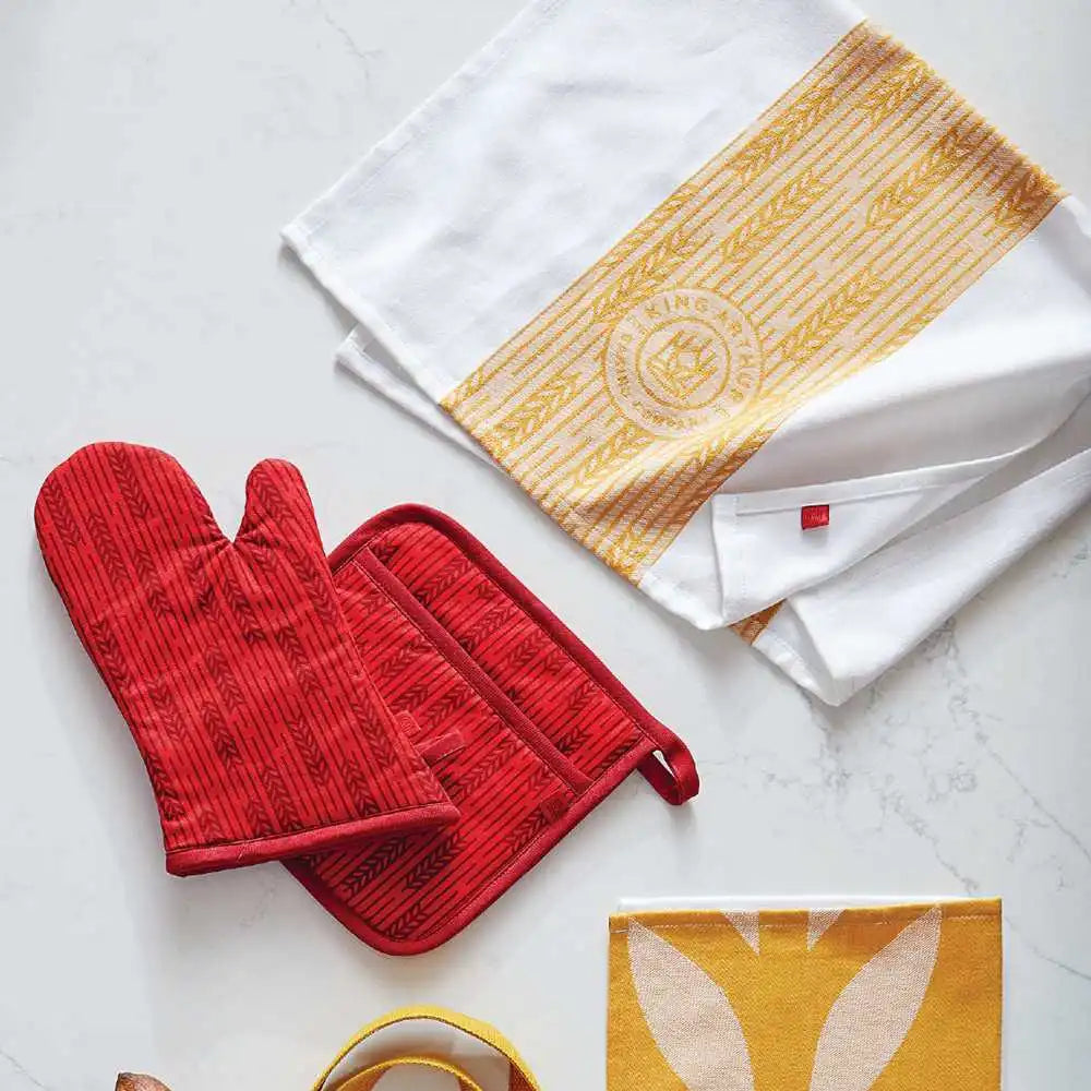 Mini Wheat Stripes Oven Mitt